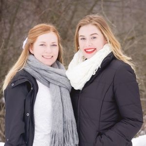 Meet your Posher, Kayla and Hannah.